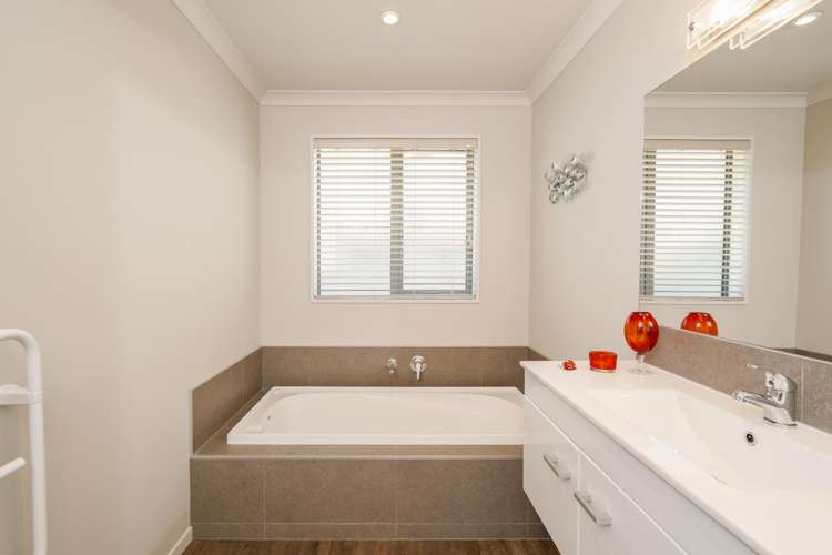 6 Woodhurst Drive Casebrook_17