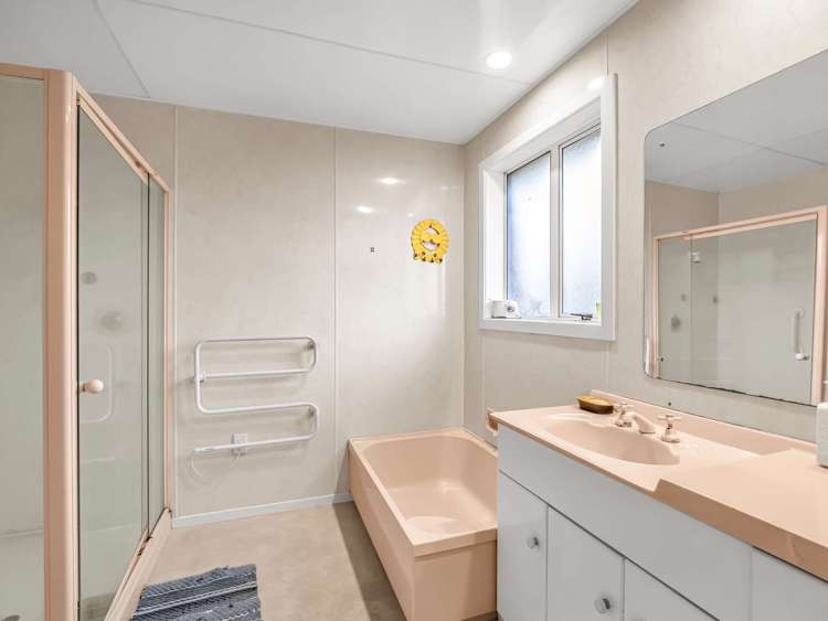 11 Mottram Street Redwood_11