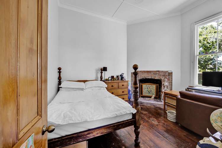 207 Egmont Street Patea_22