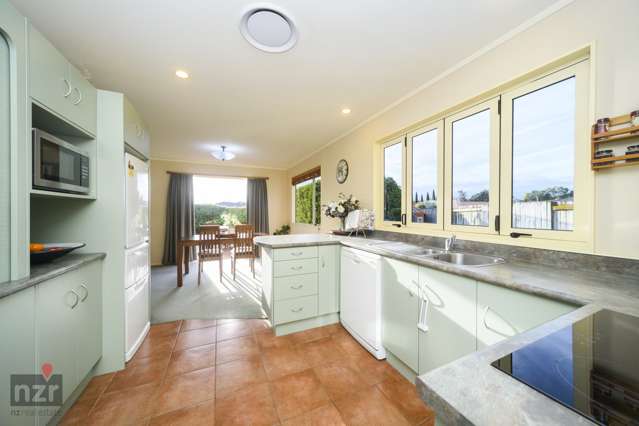 35 Logan Way Kelvin Grove_4