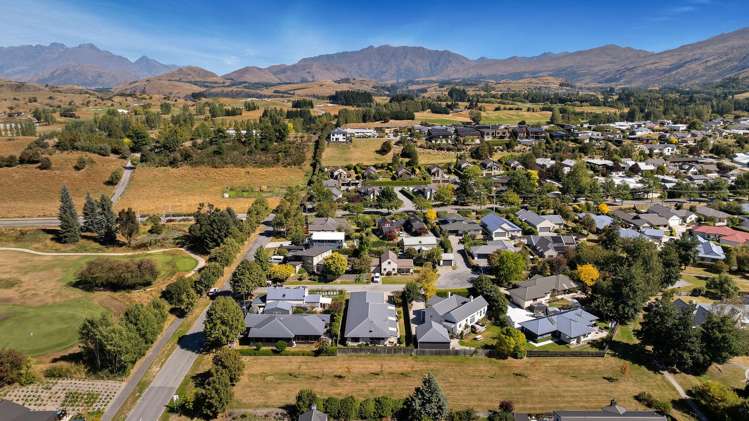 4 Innes Place Arrowtown_30