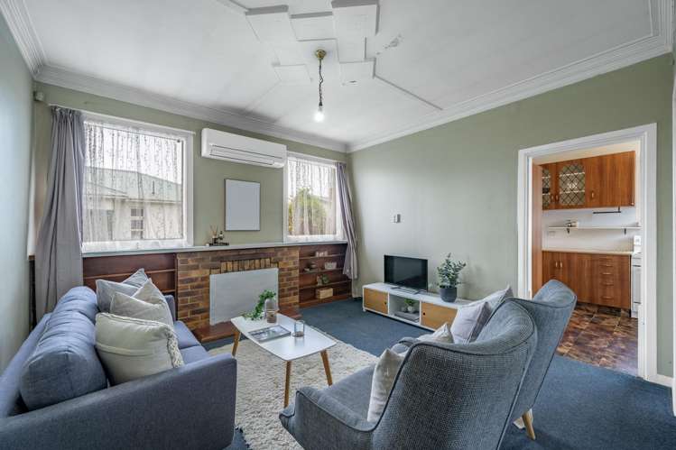 16 Fox Street Avenal_9