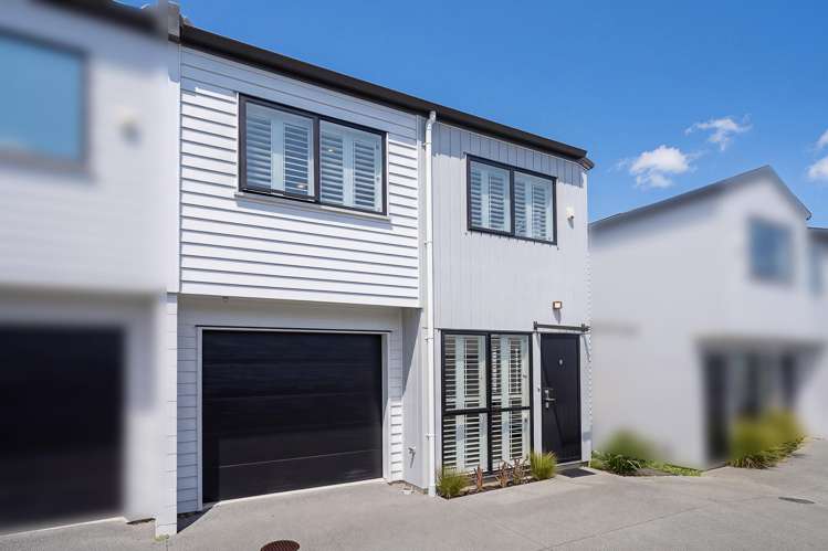 9/60 Kelman Road Kelston_23