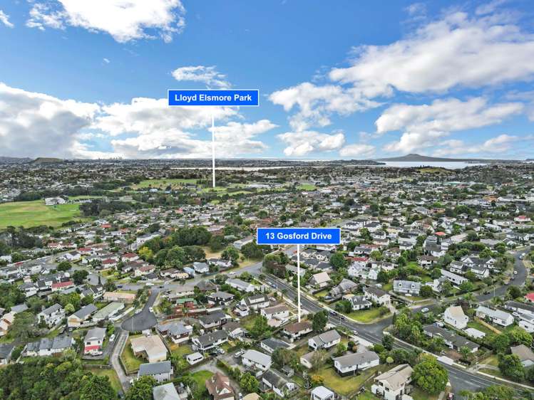 13 Gosford Drive Botany Downs_14