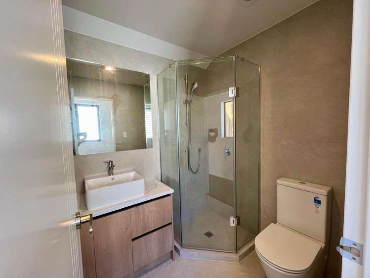 44B Sylvan Crescent Te Atatu South_10