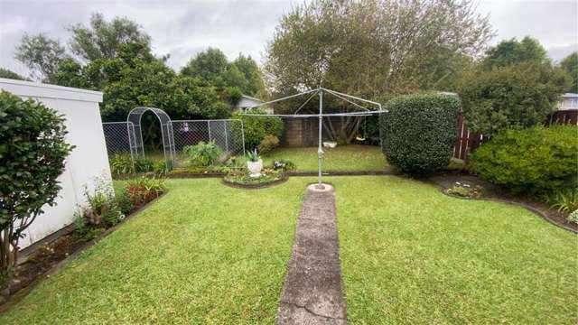 29 De Vere Crescent 1053_2