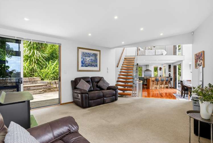 10 Waitea Road Muriwai Beach_8