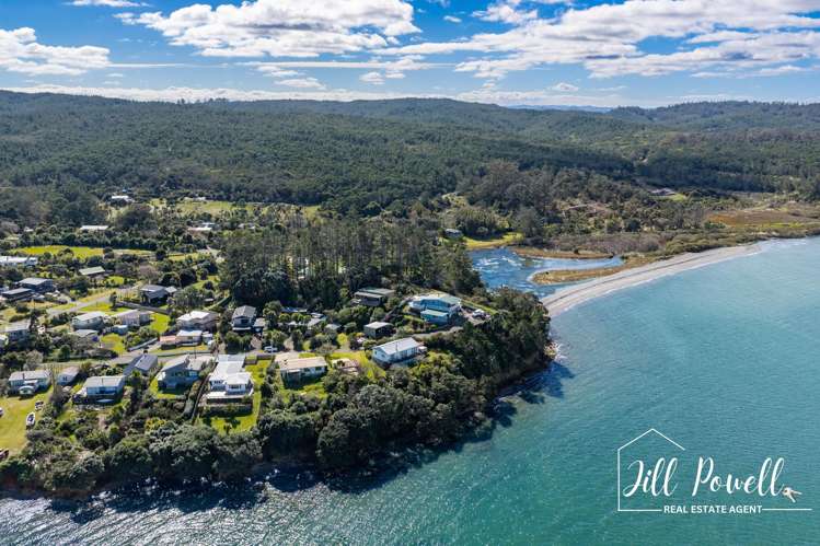 13 Moana Road Tinopai_36