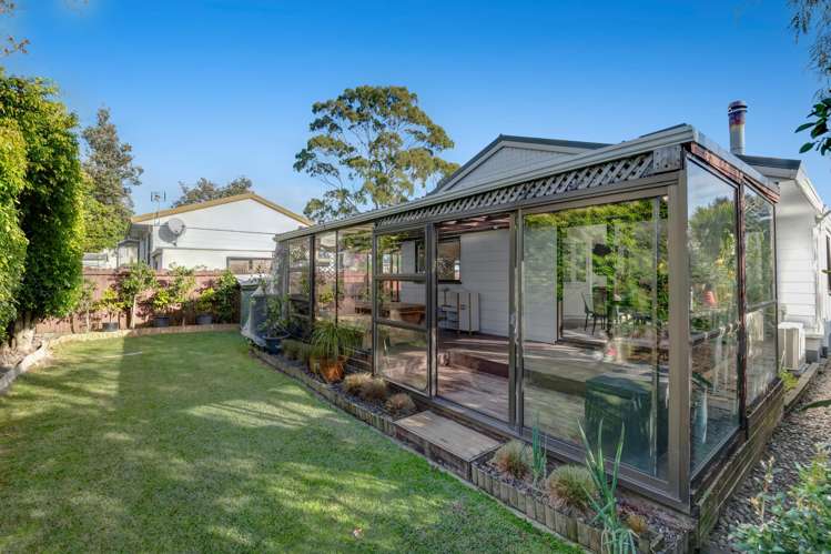 2/41 Barbados Drive Unsworth Heights_1