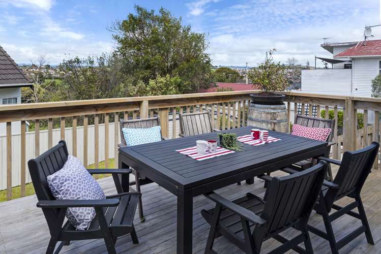 1/1 Paparoa Road Cockle Bay_11