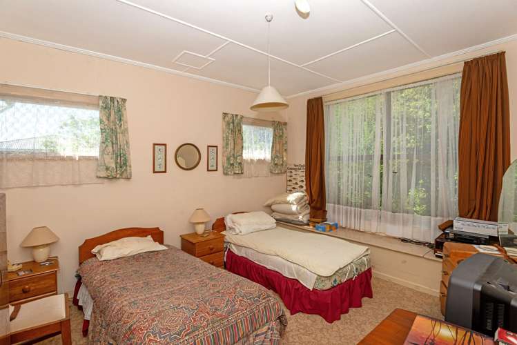 7 Forster Street Tolaga Bay_11