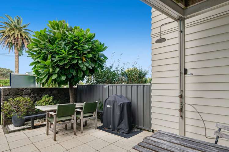 24/3 Riverside Road Orewa_12
