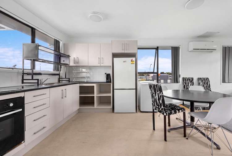 38 Burundi Ave Clendon Park_9