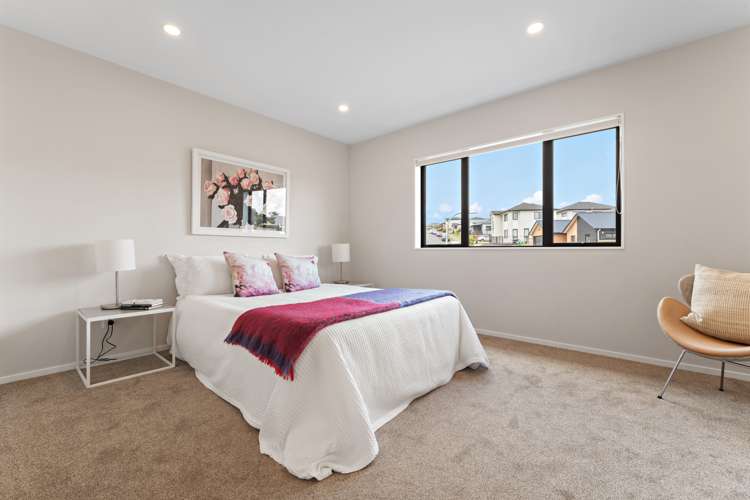 13 Kaimai Avenue Massey_6