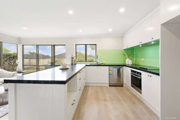 10 Ridgefield Lane East Tamaki Heights_5