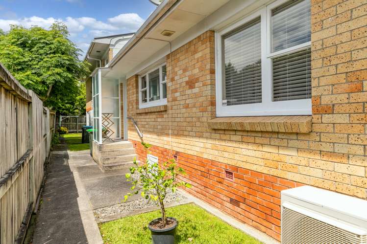 2/52 Saint Michaels Avenue Point Chevalier_11