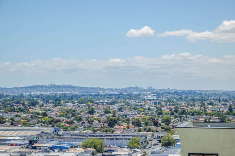 1603/17 Amersham Way Manukau_3