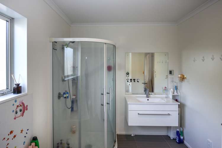 107 Amesbury Drive Churton Park_10