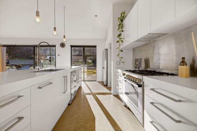 6 Crawford Place, Walnut Grove Lake Hayes Estate_3