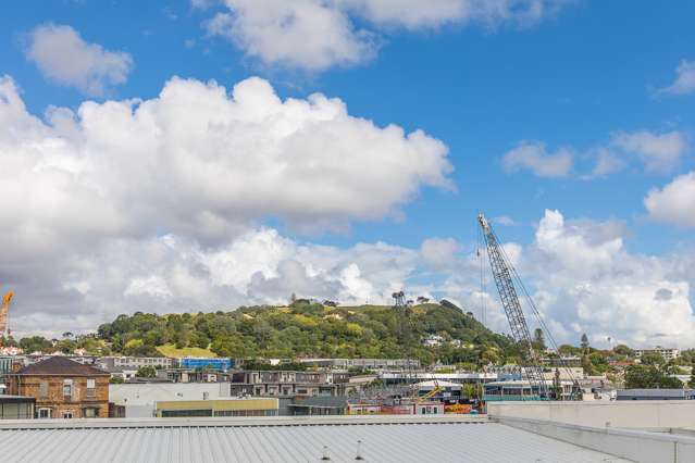 411/10 Flower Street Eden Terrace_2