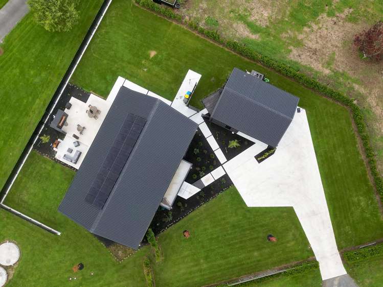 409 Grasslands Drive Cambridge_34