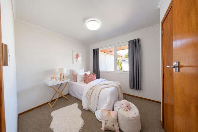 68 Ranui Street Dinsdale_26