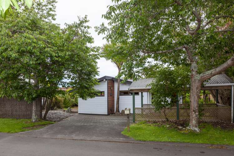 1a Karaka Grove Waikanae_12