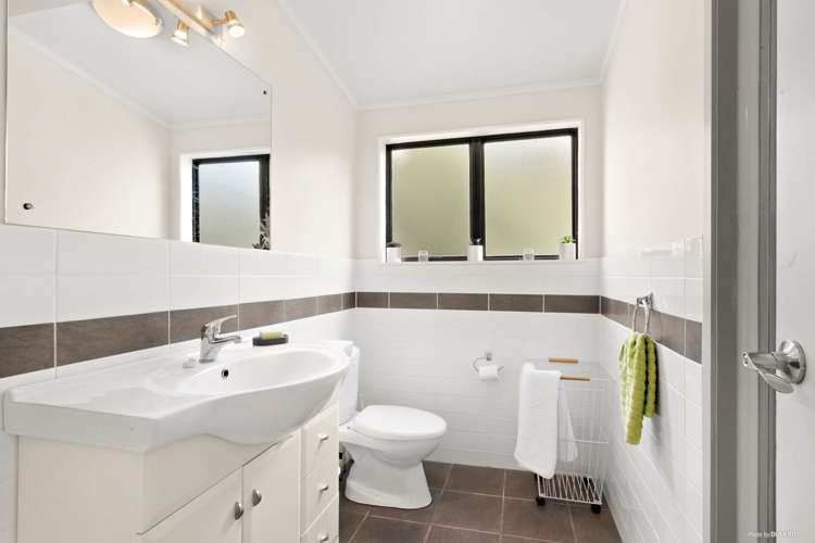 11 Tanglewood Place Cockle Bay_12