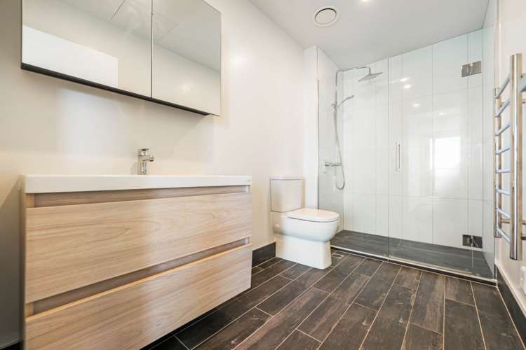 1502/70 Anzac Avenue City Centre_15