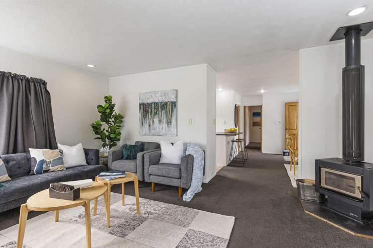 12 Coubray Place Botany Downs_2