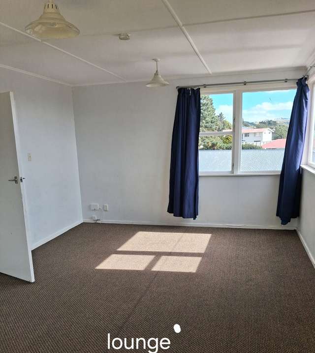 80 Arahura Crescent Waitangirua_1