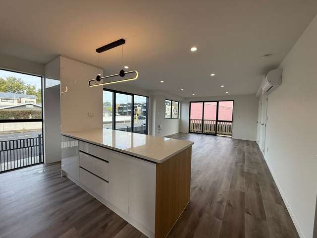 2/672 Mount Albert Road Royal Oak_3