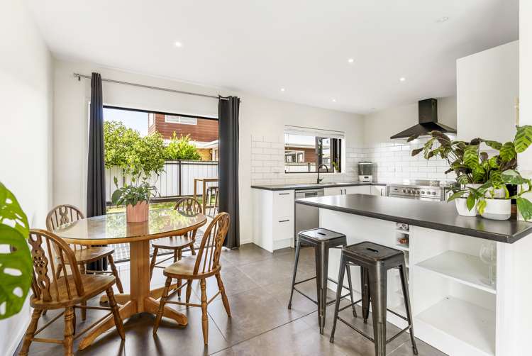 6 Darcy Place Massey_6