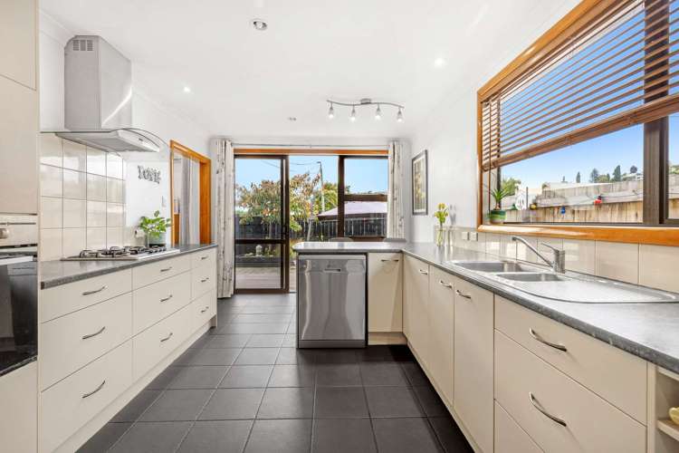 28 Marsden Road Stoke_10