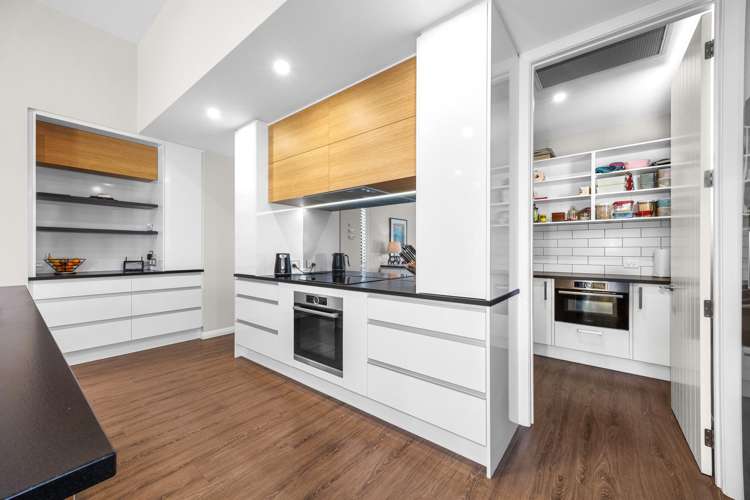 49 Vernon Drive Lincoln_3