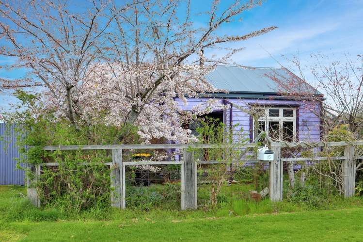 15 Wamphray Street Nightcaps_1