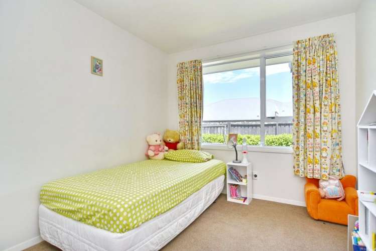 2/25 Blighs Road Strowan_12