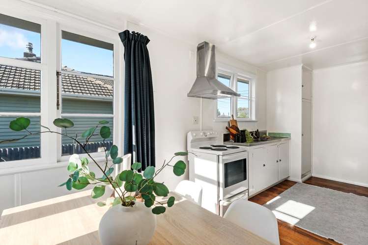 29 Railway Crescent Masterton_6