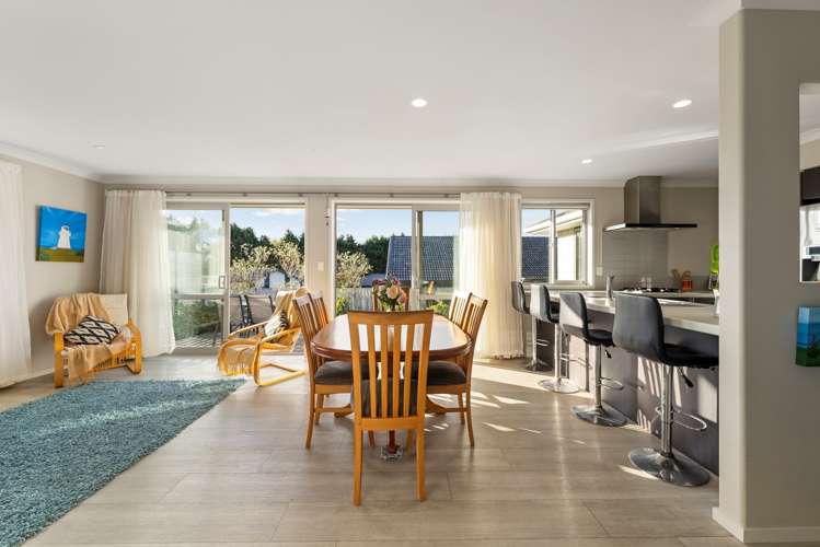 190 Rowesdale Drive Ohauiti_11