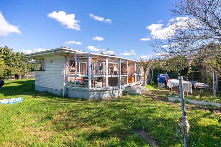 2 Navarre Road_4