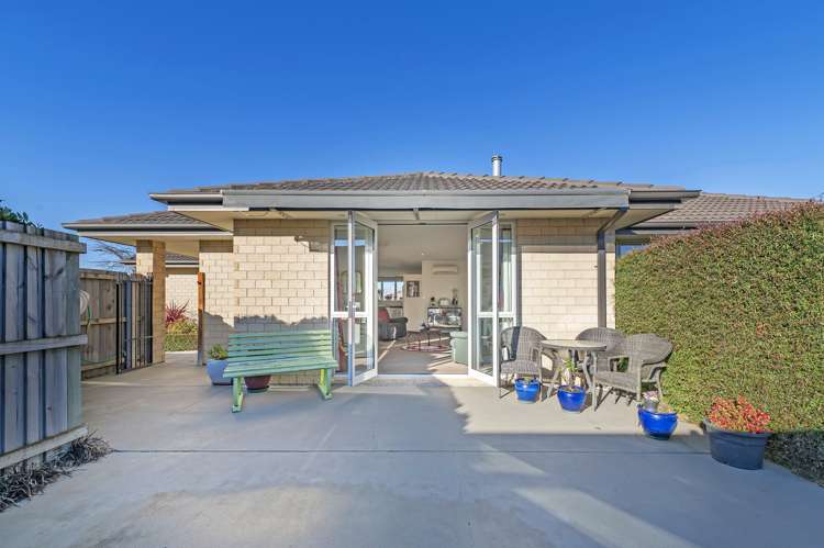 77 North Terrace Darfield_21