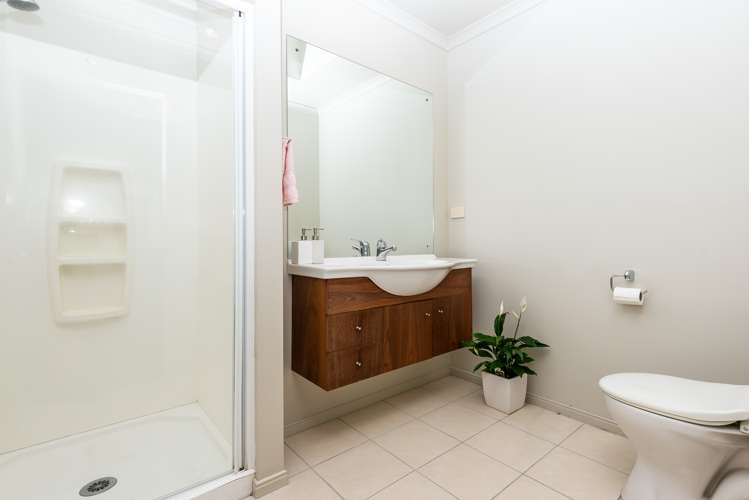 3 Carousel Crescent East Tamaki Heights_12