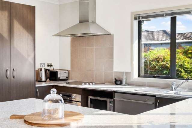 10E Landon Place Pukekohe_1