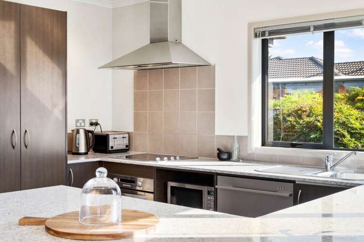 10e Landon Place Pukekohe_6