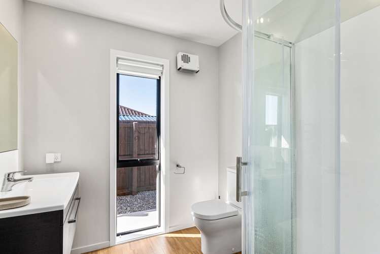 3 Hollard Crescent Lincoln_14