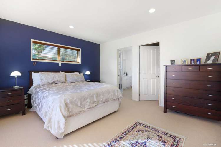 82 Lothian Brae Wattle Downs_10