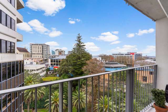 8B/18 Scotia Place Auckland Central_2