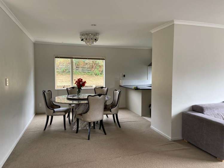 11A Muriel Place Ranui_2