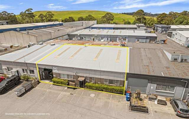 263sqm Industrial Unit - Vacant Possession