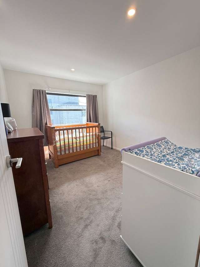 12E Holland Avenue Point England_3